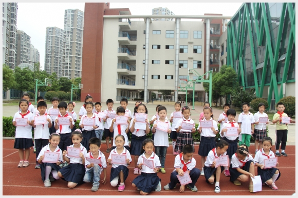 Ƭ 025.jpg
