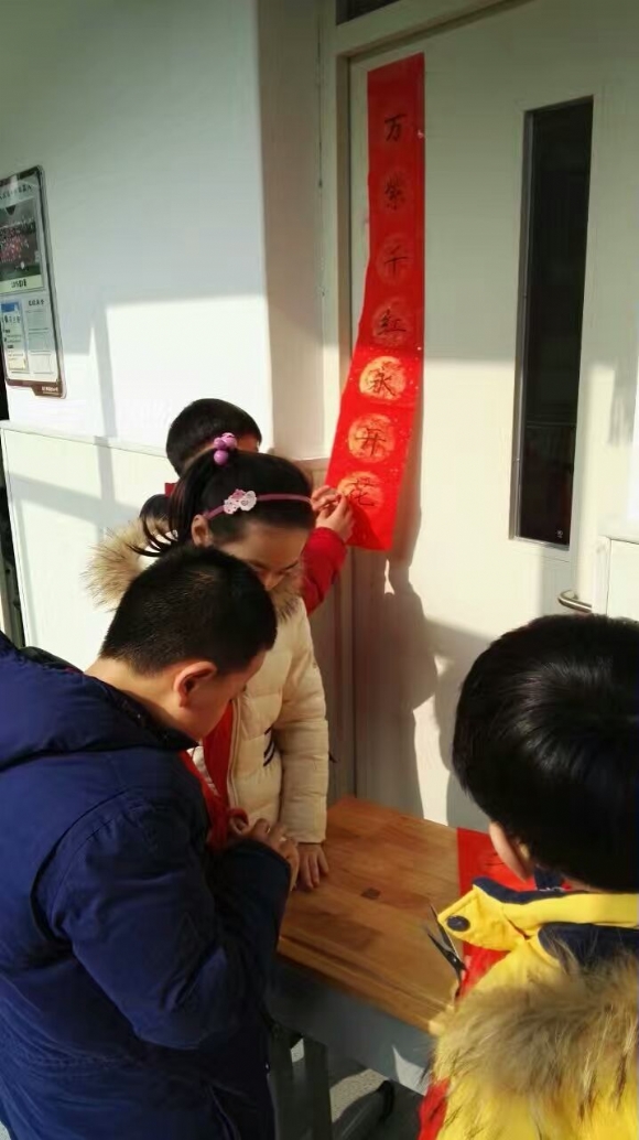 自觉贴画.jpg